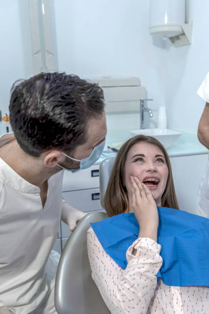 Best Weekend Emergency Dentist in Nassau Village Ratliff, FL